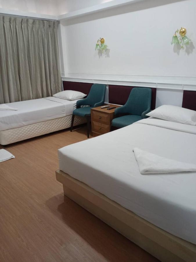 Royal Garden Home Hotel Bangkok Exterior foto