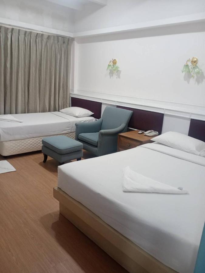 Royal Garden Home Hotel Bangkok Exterior foto